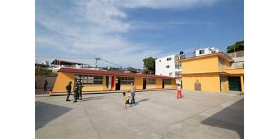 CAMINO A LA ESCUELA