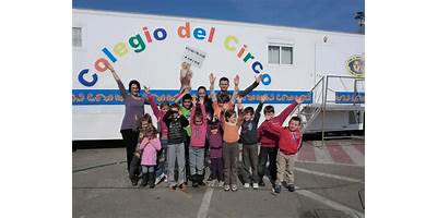 CENTRO COMUNITARIO ITINERANTE CIRCO CALIFORNIA