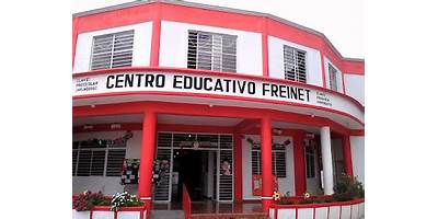 CENTRO EDUCATIVO FREINET VIVAN LOS NIÑOS