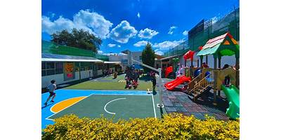 COLEGIO GEORGES LEMAITRE