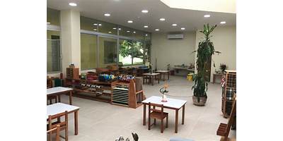 COLEGIO MONTESSORI DE LA VERA CRUZ