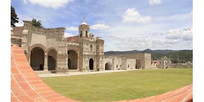 CURSO COMUNITARIO DE EDUCACIÓN PRIMARIA MESTIZA
