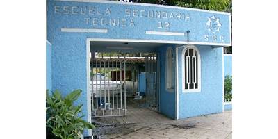 ESCUELA SECUNDARIA TECNICA 12