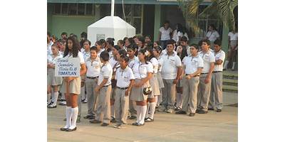 ESCUELA SECUNDARIA TECNICA 18