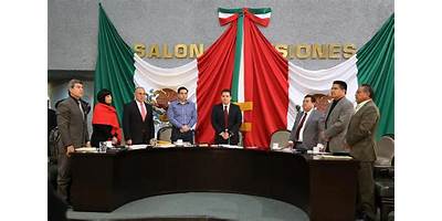 LAURA BARRAGAN DE ELIZONDO