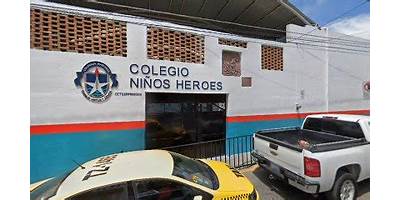 NIÑOS HEROES