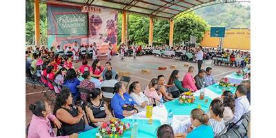 PRIMARIA COMUNITARIA MESTIZA LA MESA DEL CRUCERO