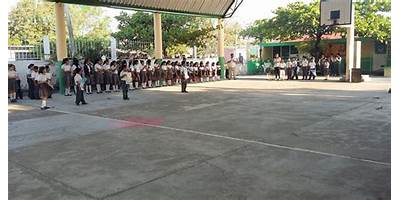 PRIMARIA COMUNITARIA RURAL LAS PRADERAS (LOS CAPULINES)