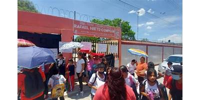 RAFAEL NIETO COMPEAN