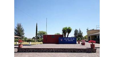 RIOSECO Y ORNELAS