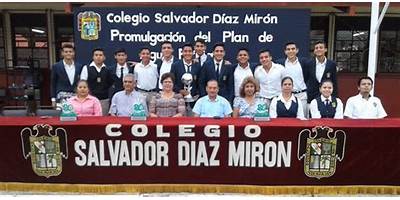 SALVADOR DIAZ MIRON