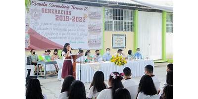 SECUNDARIA TECNICA 18