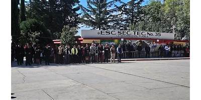 SECUNDARIA TECNICA 35