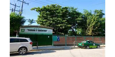 TIERRA Y LIBERTAD