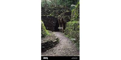 YAXCHILAN