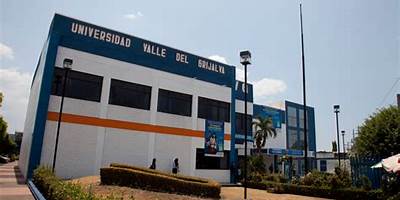 BACHILLERATO UVG CAMPUS TAPACHULA