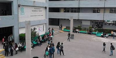 COLEGIO DE BACHILLERES PLANTEL 13, XOCHIMILCO-TEPEPAN "QUIRINO MENDOZA Y CORTES"