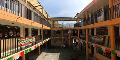 COLEGIO DEL BOSQUE