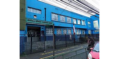 COLEGIO EFRAIN