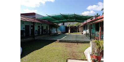 COLEGIO JULIA AMBROS