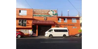 ESCUELA DE DERECHO