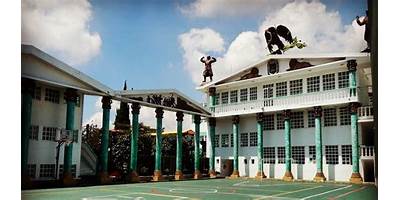 ESCUELA LEONESA