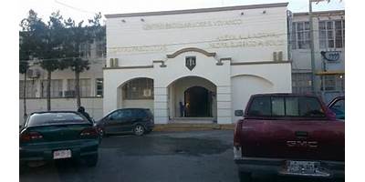 ESCUELA NORMAL PABLO LIVAS