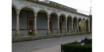 ESCUELA NORMAL RURAL "JUSTO SIERRA MÉNDEZ"