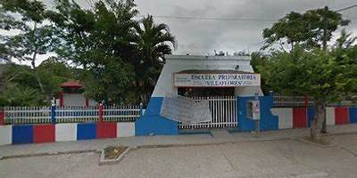 ESCUELA PREPARATORIA VILLAFLORES