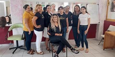 ESCUELA TECNICA DE BELLEZA VIAN'S