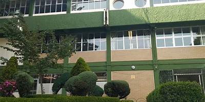 FACULTAD DE LENGUAS