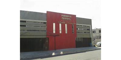 FEDERICO FROEBEL