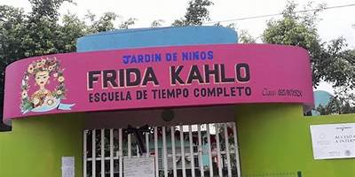 FRIDA KAHLO