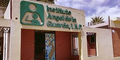 INSTITUTO ANGEL DE LA GUARDA-SECUNDARIA