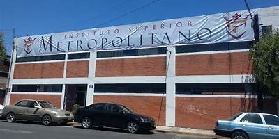 INSTITUTO SUPERIOR METROPOLITANO