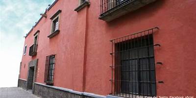 LA CASA DEL TEATRO