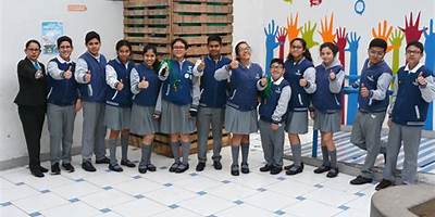 LEADERSHIP SCHOOL