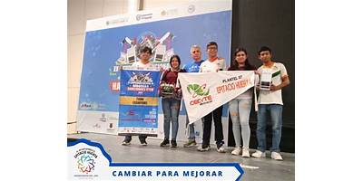 LIC. CARLOS GALVEZ B