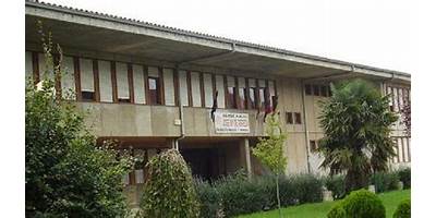 LOS CORRALES