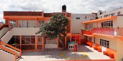 LUZ MA SERRADELL