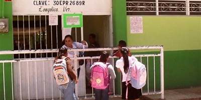 MELITON GUZMAN I. ROMERO