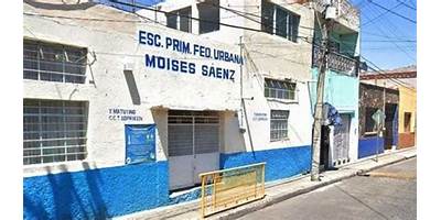 MOISES SAENZ