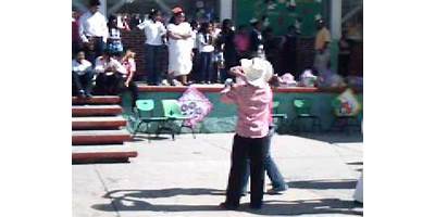 NIÑO ARTILLERO