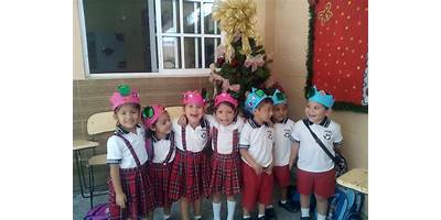 NIÑOS HEROES