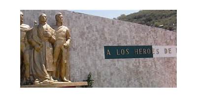 NIÑOS HEROES