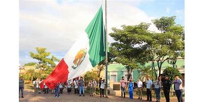 NIÑOS HEROES