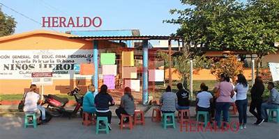 NIÑOS HÉROES
