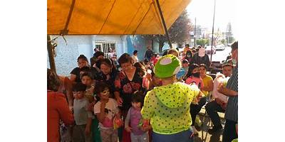 NIÑOS PEQUEÑOS EN ACCIÓN