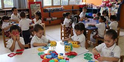 PREESCOLAR COMUNITARIO N/C 98-99