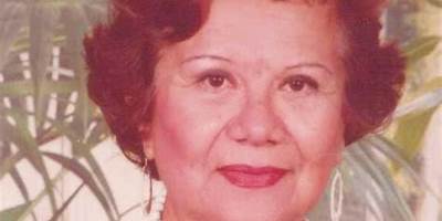 PROFA. JOSEFINA BARRON OLAZARAN